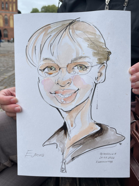 Радость в глазах художник 
    передал, шаржист Михаил Шабалин